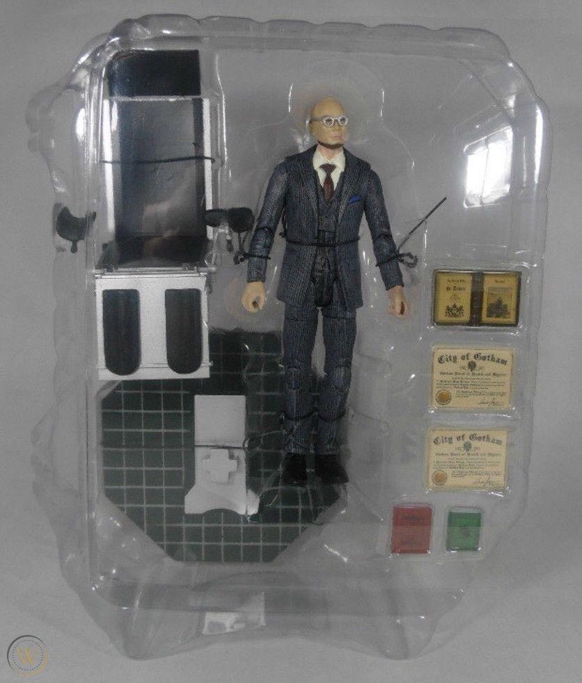 Hugo Strange - Gotham: Wrath Of The Villains - Diamomd Select (Gotham (2014 TV Series)) action figure collectible [Barcode 699788816523] - Main Image 2