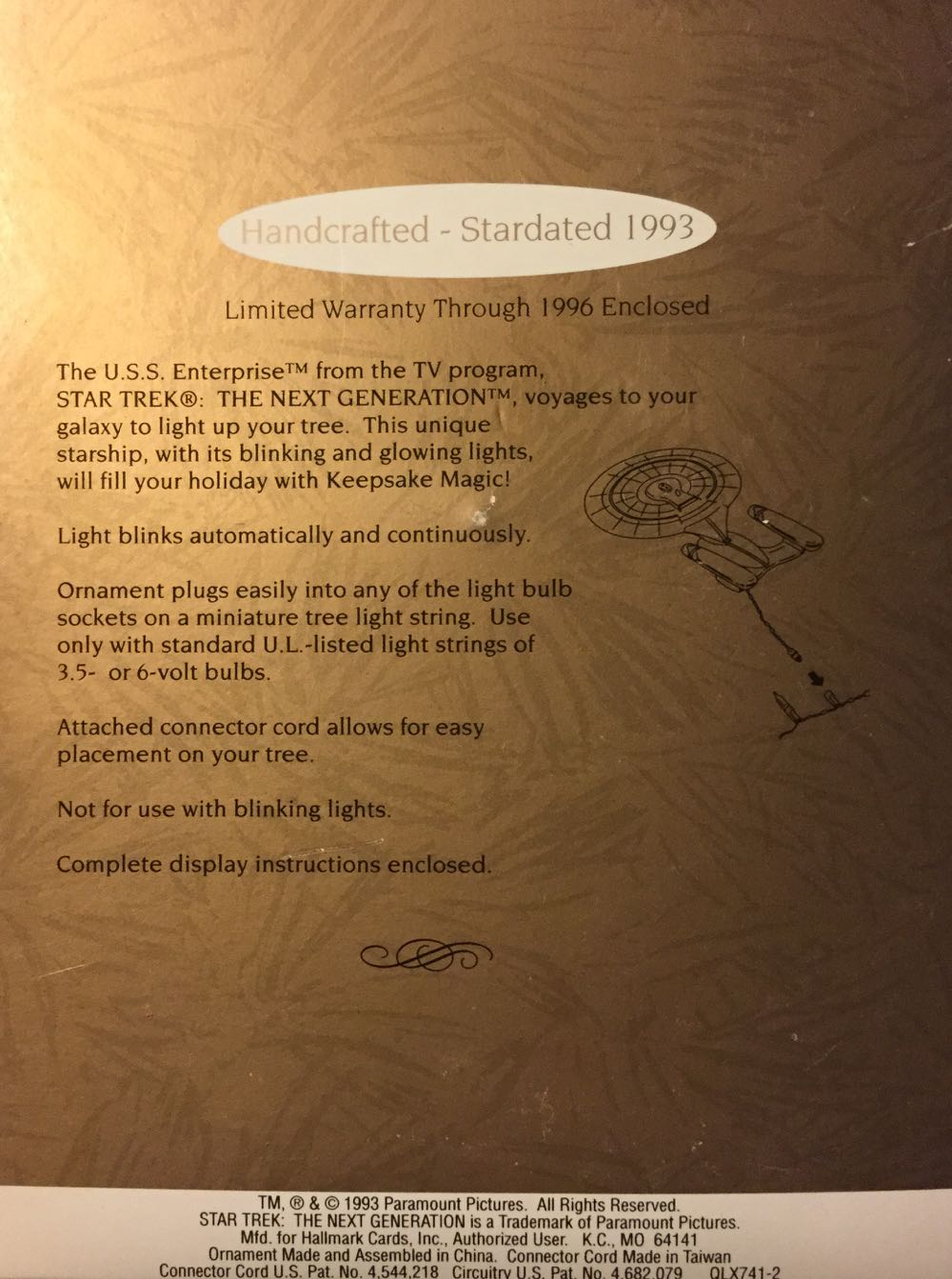 USS Enterprise 1701-D - Hallmark Keepsake Ornaments action figure collectible [Barcode 015012068351] - Main Image 2