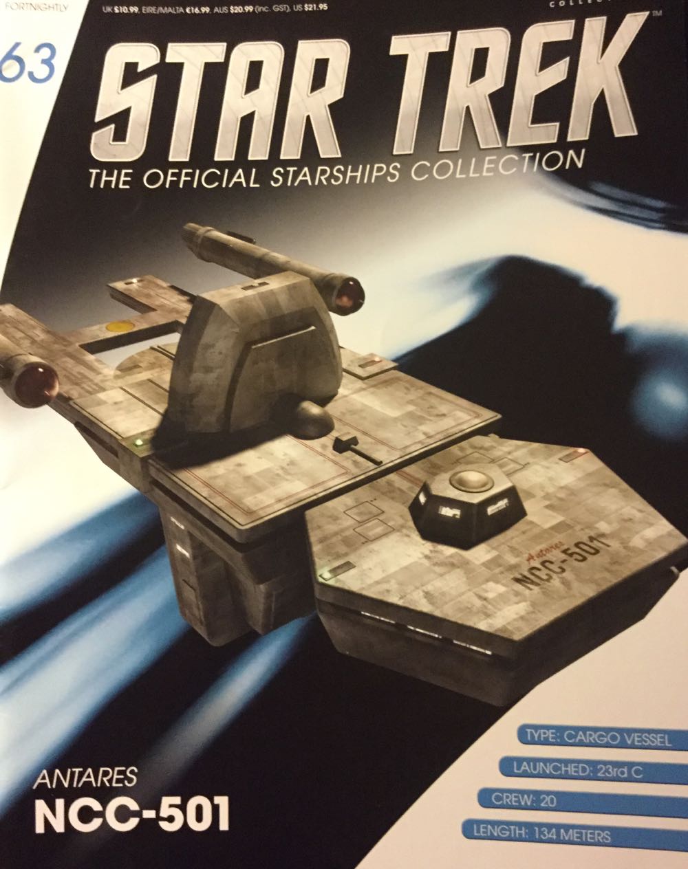 Joker Zombie DCeased The Joker - DC Essentials