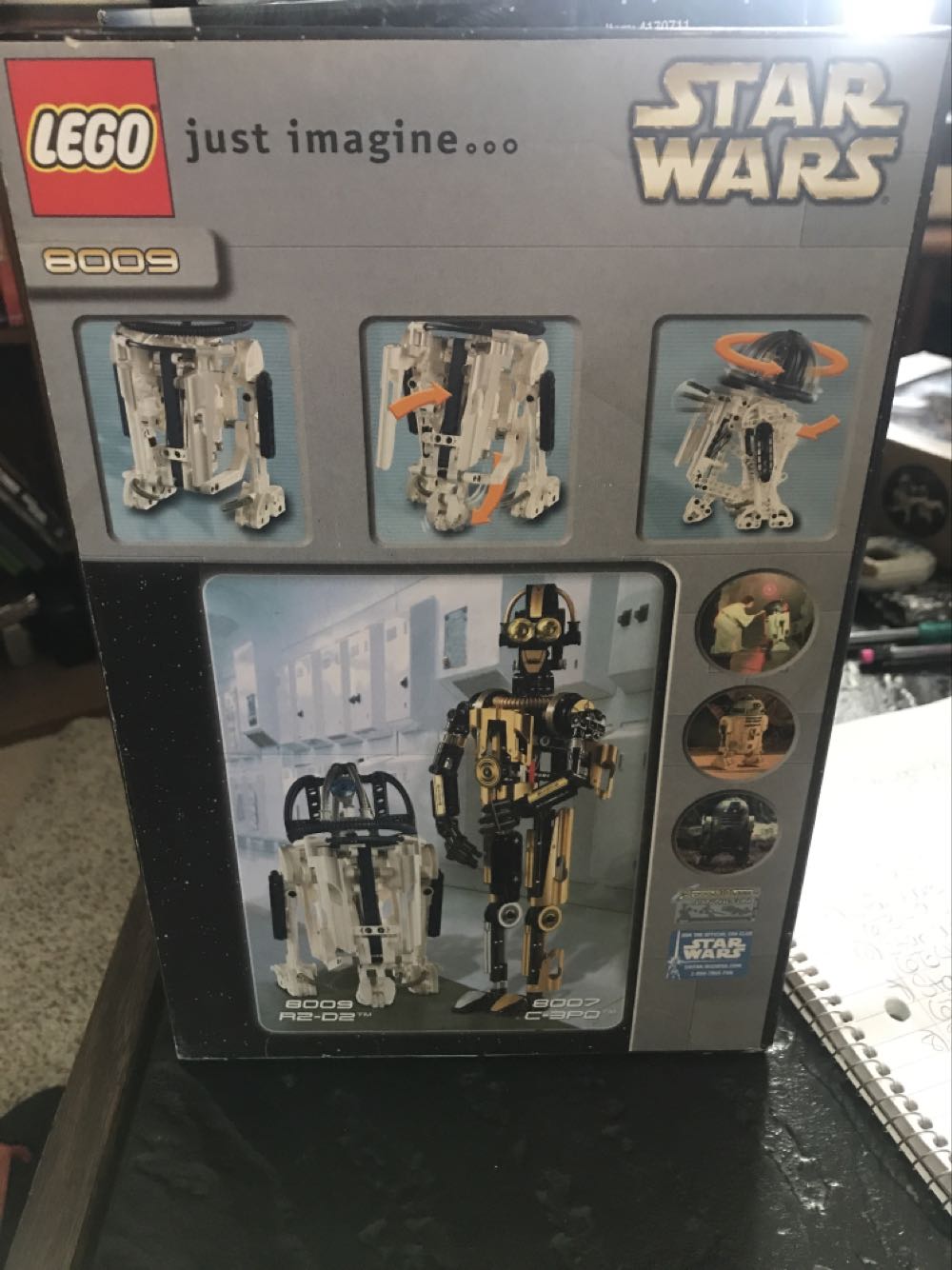 R2-D2  action figure collectible [Barcode 673419010351] - Main Image 2