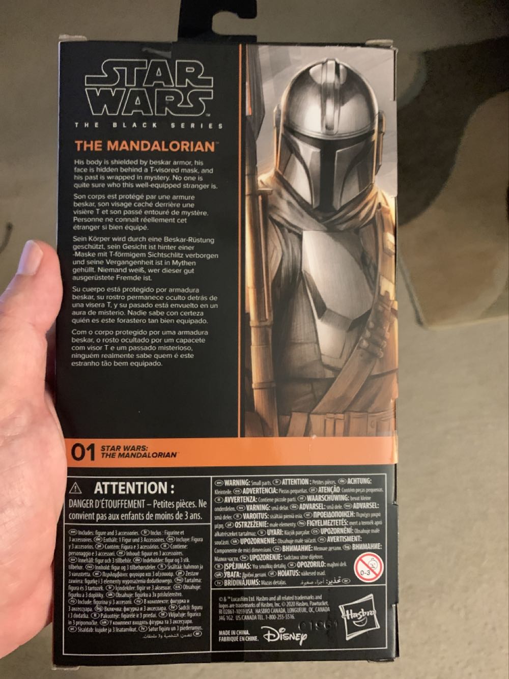 Mandalorian Din Djarin Beskar Armor, The - Hasbro (Star Wars Black Series) (Star Wars - Black Series) action figure collectible [Barcode 5010993749218] - Main Image 2