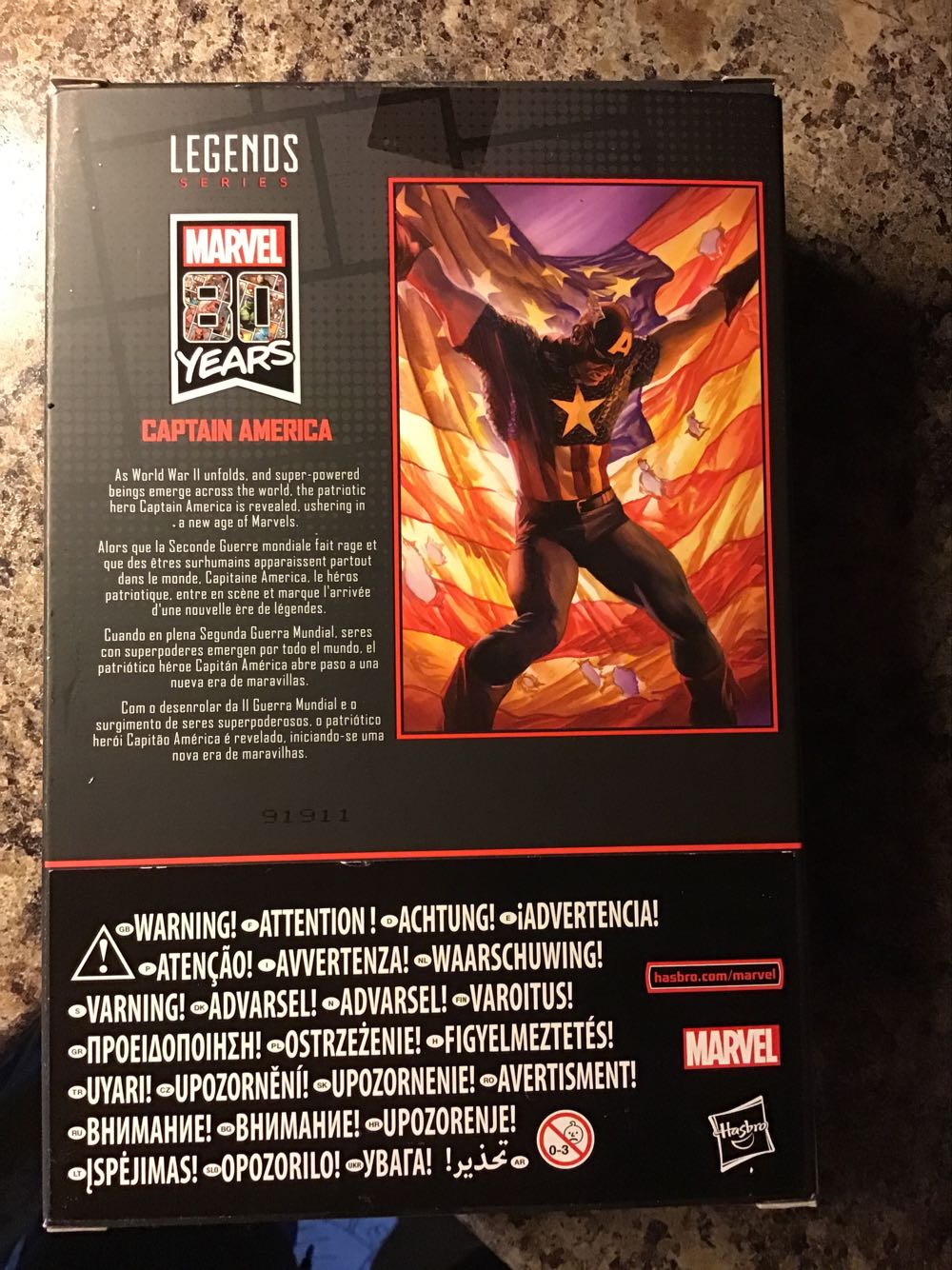 Captain America - Hasbro (Marvel 80 Years - Legend Series) action figure collectible [Barcode 5010993632572] - Main Image 2