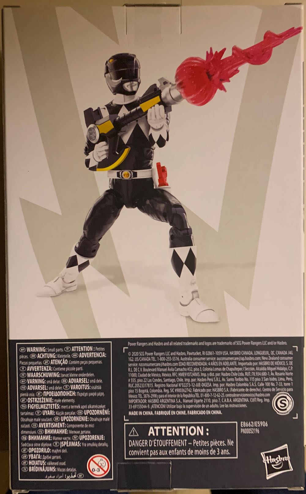 Mighty Morphin - Black Ranger (Zack Taylor) - Hasbro (Power Rangers Lightning Collection) action figure collectible [Barcode 630509960439] - Main Image 2