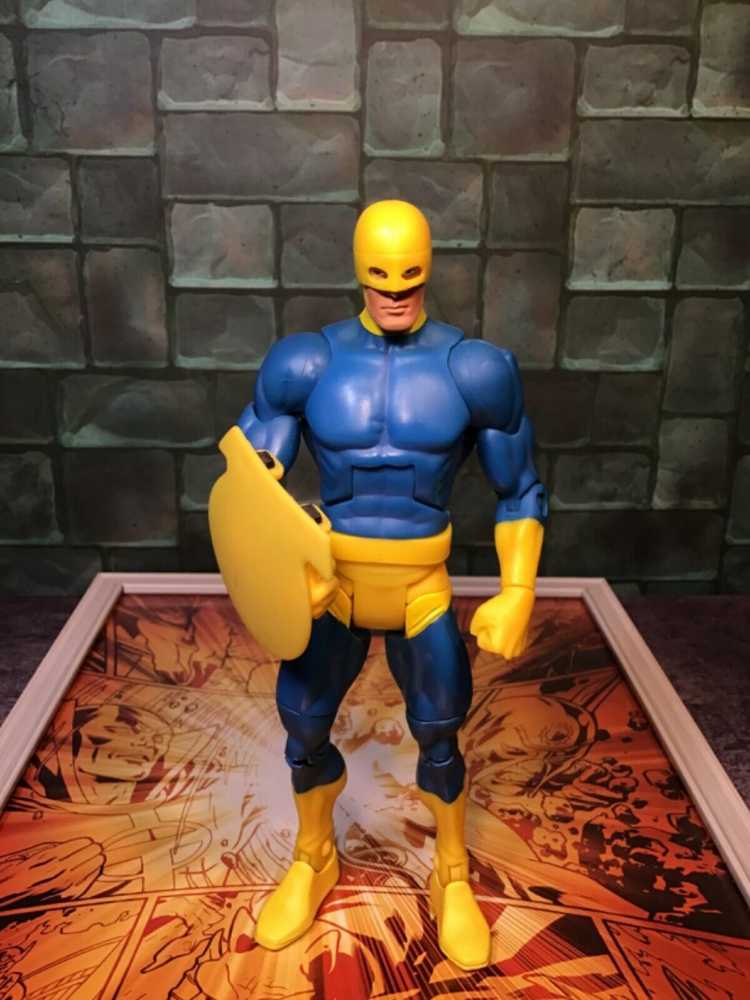 DCUC Wave 9 Figure 3 Guardian - Mattel (DC Universe Classics) action figure collectible [Barcode 027084723656] - Main Image 2