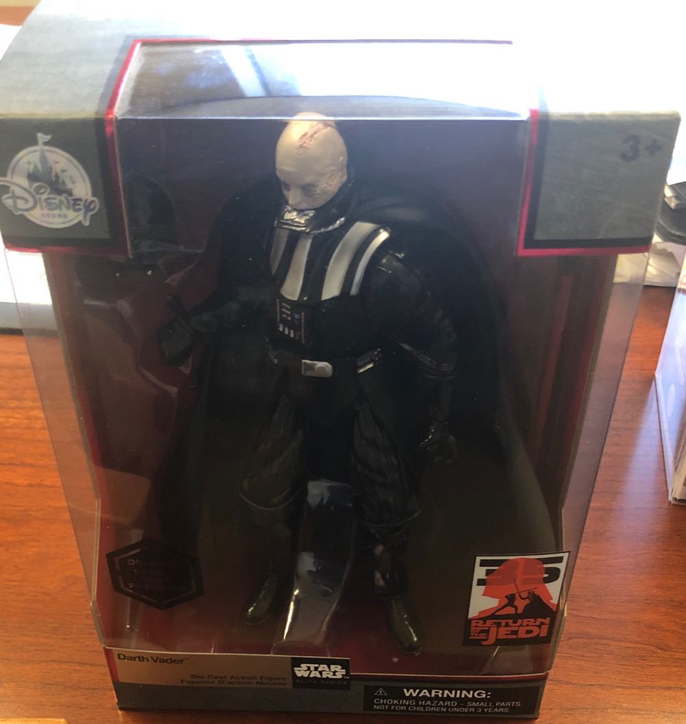 Darth Vader/Anakin Skywalker (Return Of The Jedi - Disney / Hasbro / Kenner (Star Wars: Elite Series) action figure collectible [Barcode 400020687326] - Main Image 3