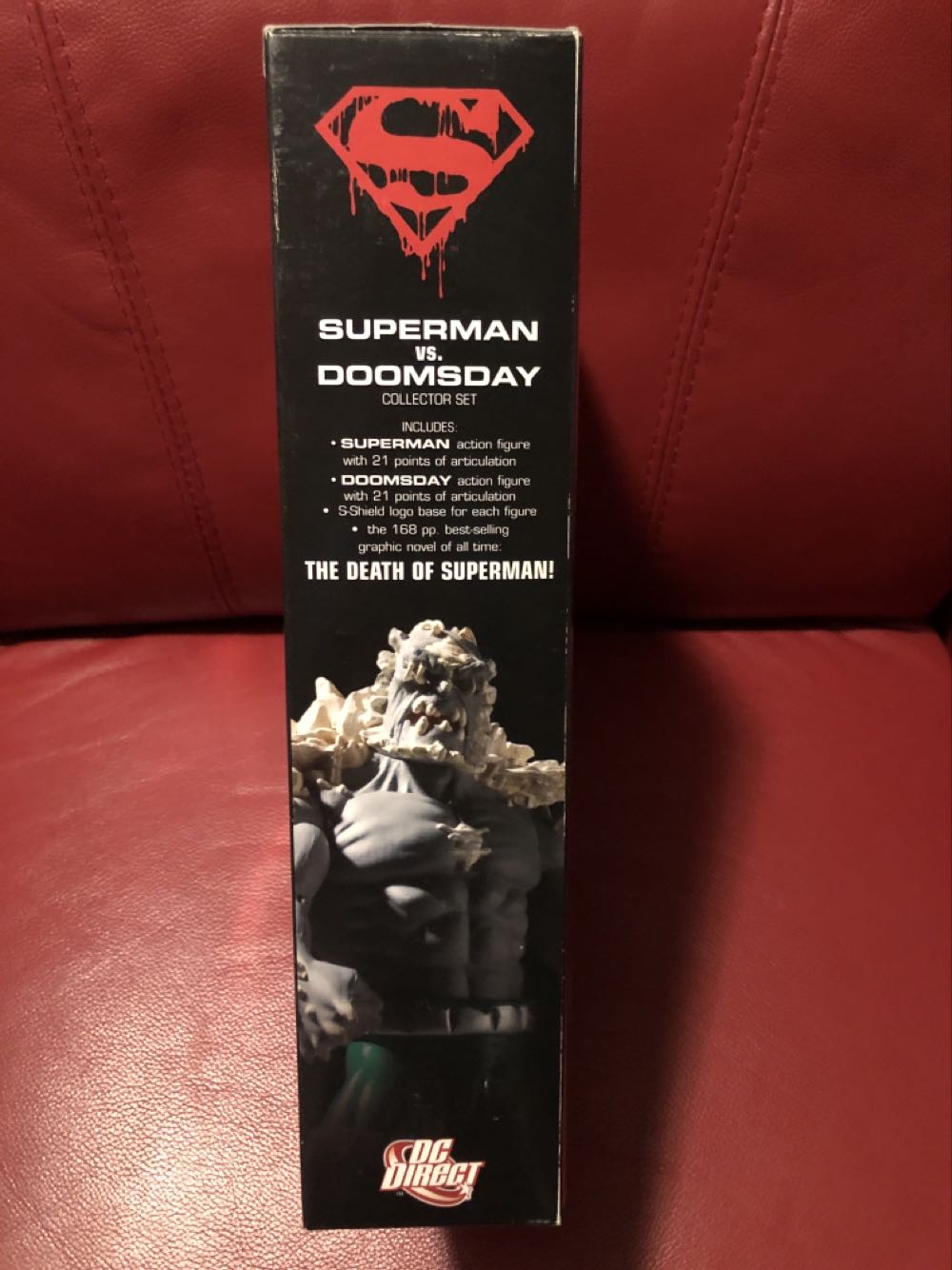 Superman vs Doomsday Collector Set  action figure collectible [Barcode 9781401215743] - Main Image 4