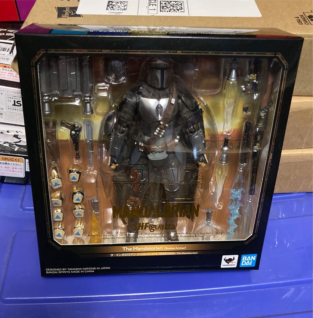 the Mandalorian (Beskar Armor) - Bandai/Tamashii Nations (Star Wars: The Mandalorian (Season 1)) action figure collectible [Barcode 4573102604927] - Main Image 3
