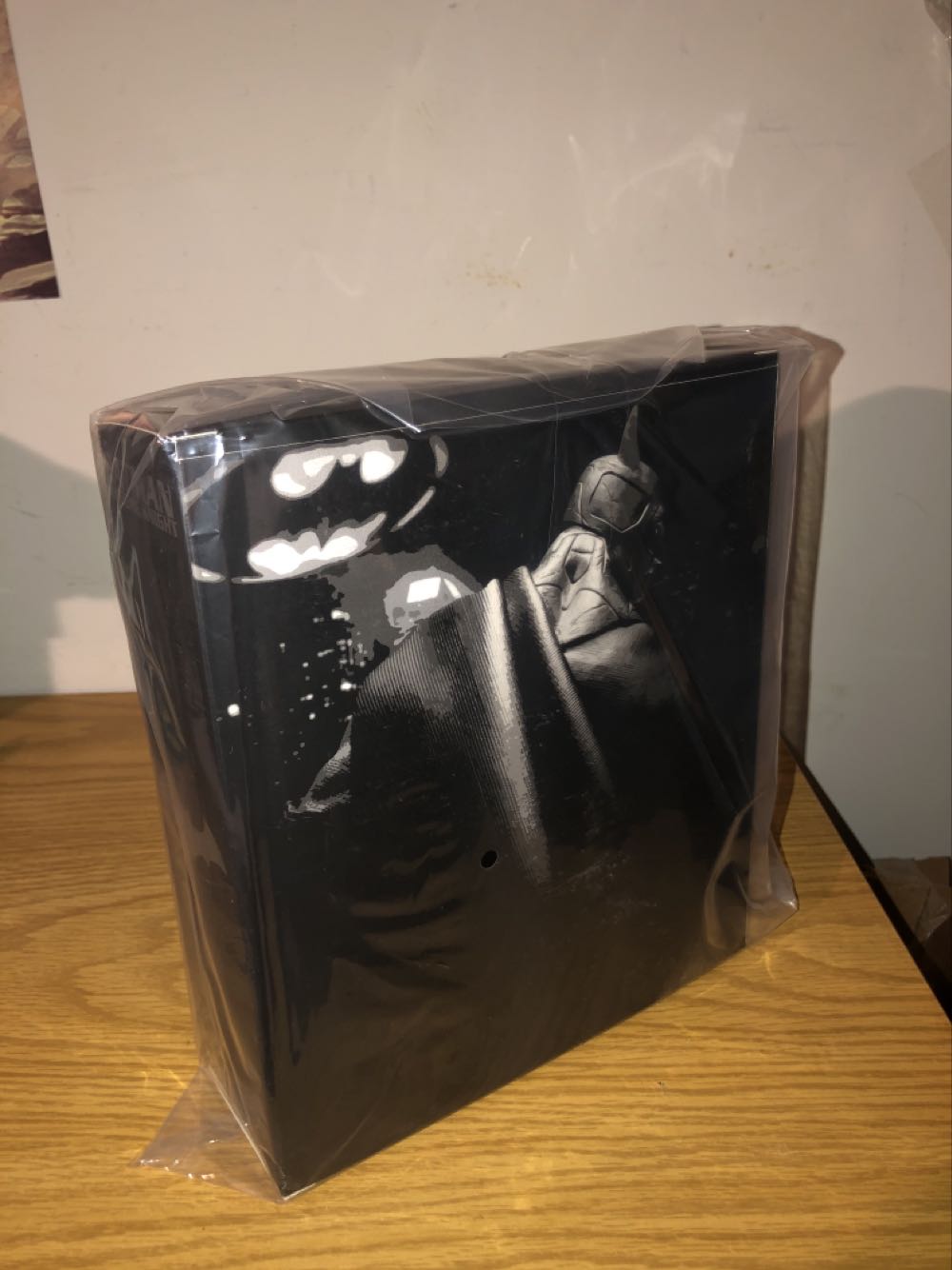 Mezco Batman Supreme Shadow Knight Mdx Batman - Mezco Toyz action figure collectible [Barcode 696198774627] - Main Image 2