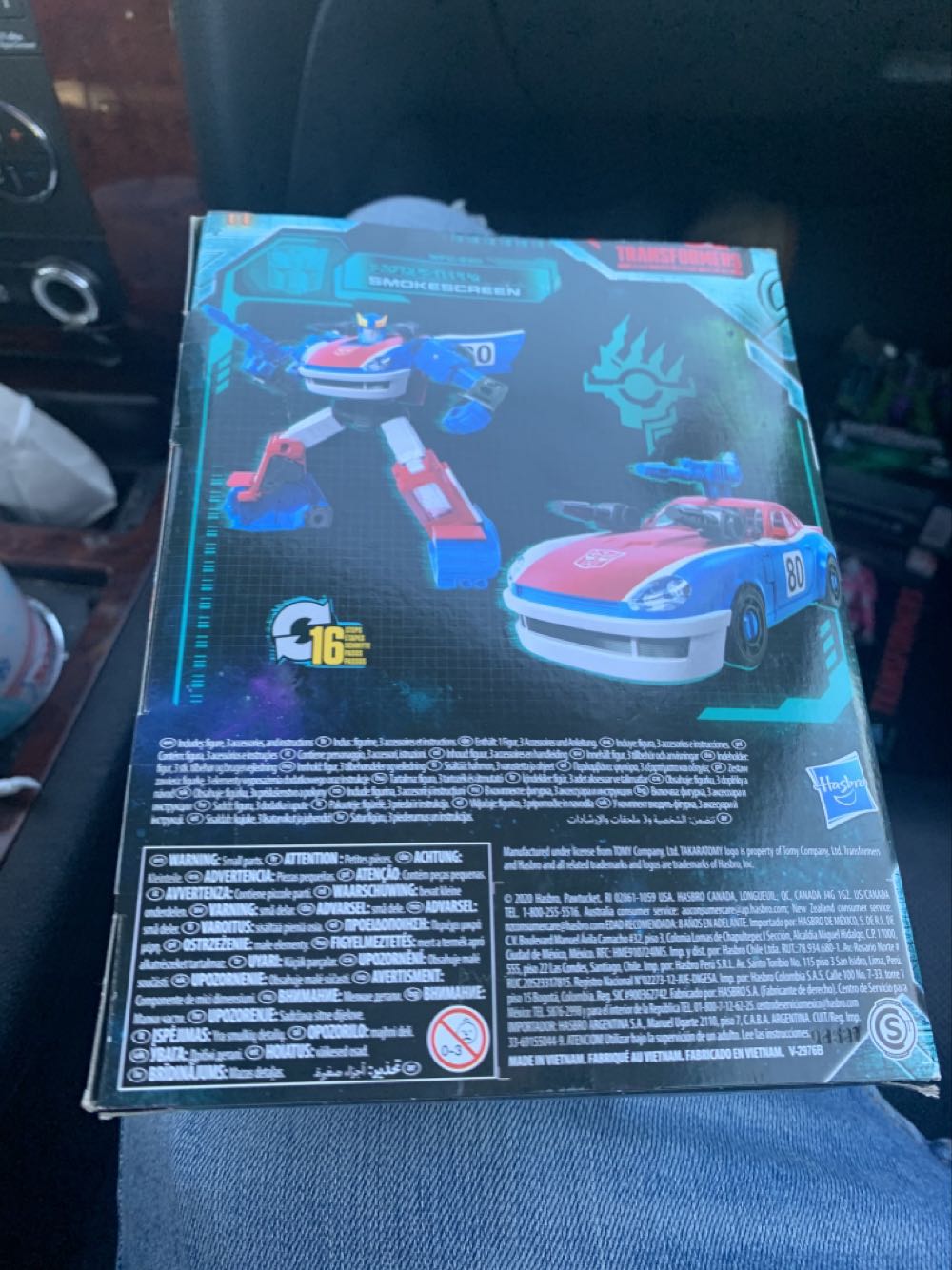 Smokescreen - Hasbro / Takara Tomy (The Transformers) action figure collectible [Barcode 5010993648658] - Main Image 4