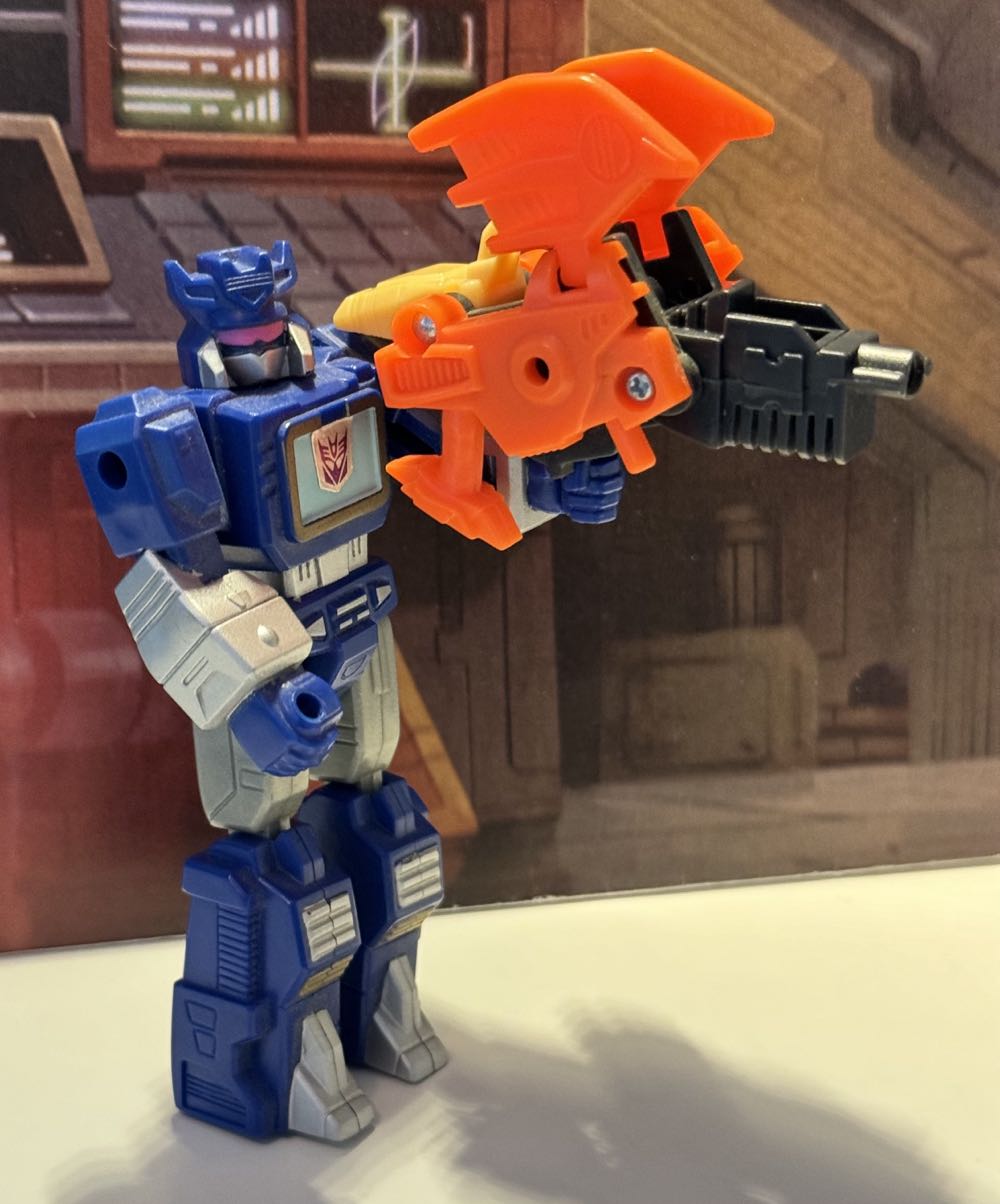 Actionmaster Soundwave - Hasbro (Transformers G1) action figure collectible - Main Image 3
