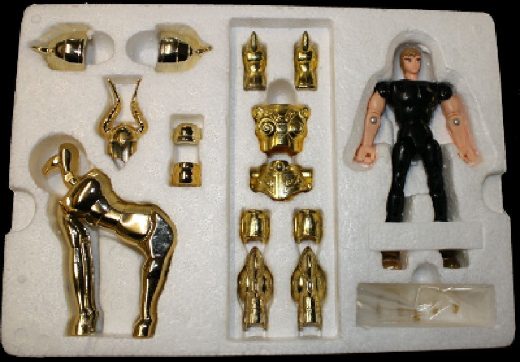 Les Chevaliers Du Zodiaque - Le Capricorne - Bandai France S.A. (Les Chevaliers Du Zodiaque) action figure collectible [Barcode 3296580200221] - Main Image 2