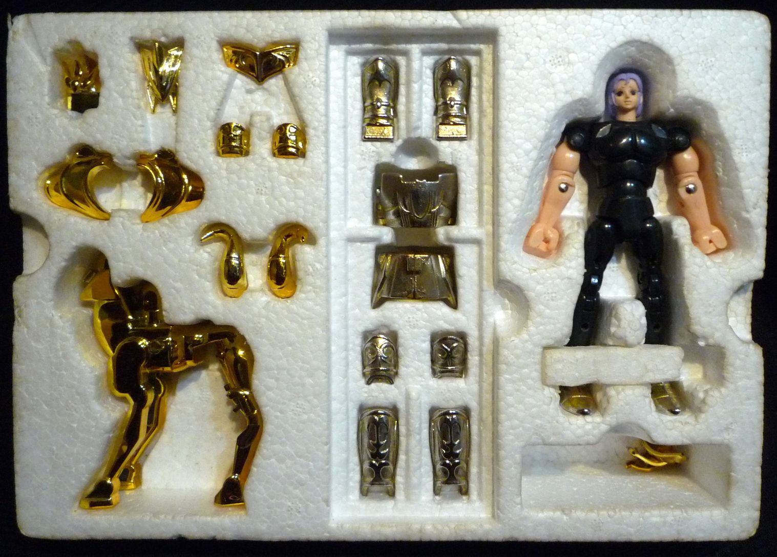 Saint Seiya Gold Cloth Aries Mu Vintage - BANDAI CO., LTD (Saint Seiya) action figure collectible [Barcode 4902425202341] - Main Image 2