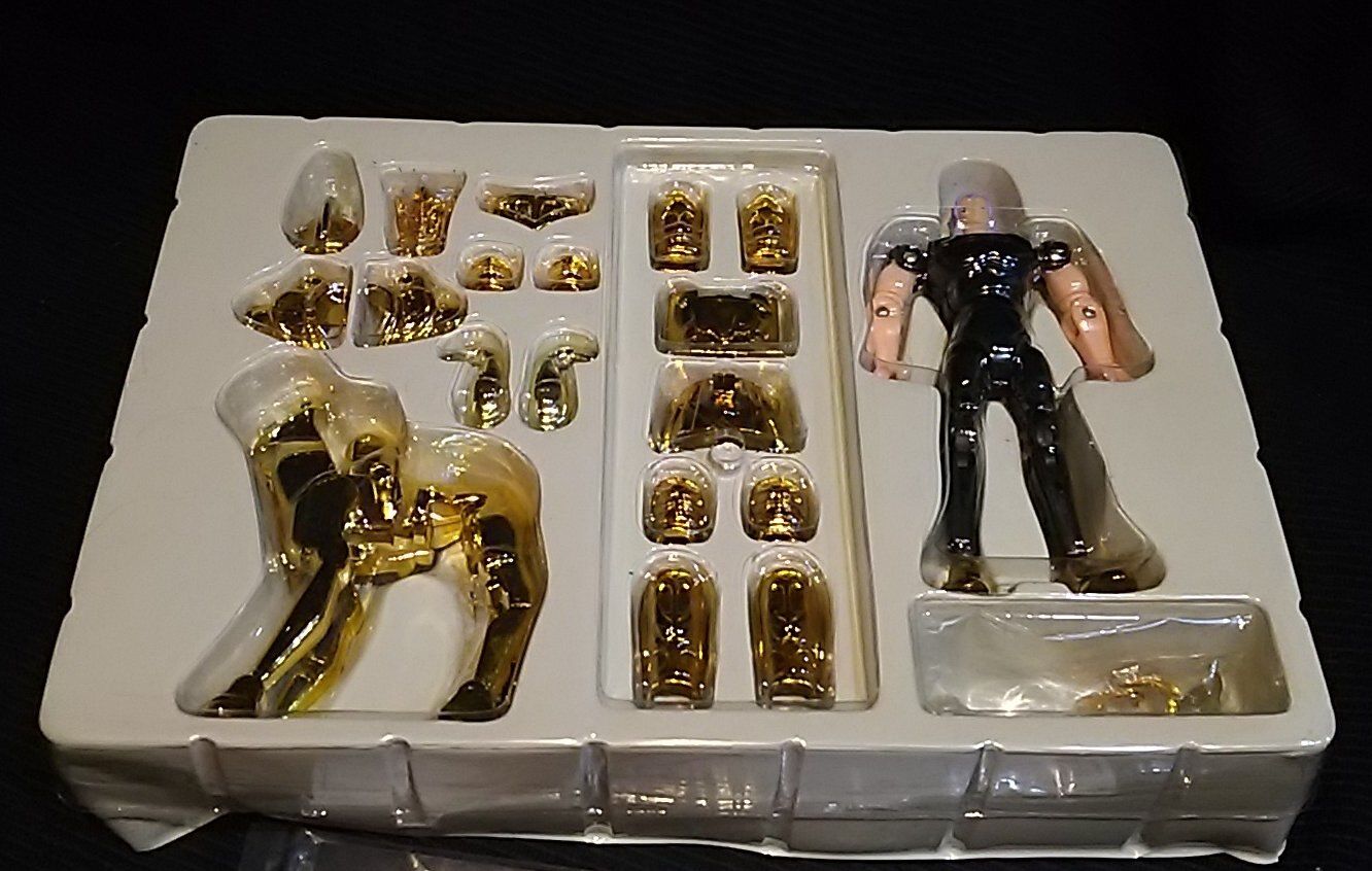 Saint Seiya Gold Cloth Aries Mu Vintage 2003 - Bandai H.K. (Saint Seiya) action figure collectible [Barcode 4543112104984] - Main Image 2