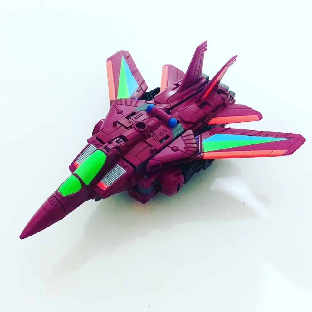 Transformers G1 Skydive Predator European Exclusive - Hasbro (Transformers G1) action figure collectible - Main Image 3