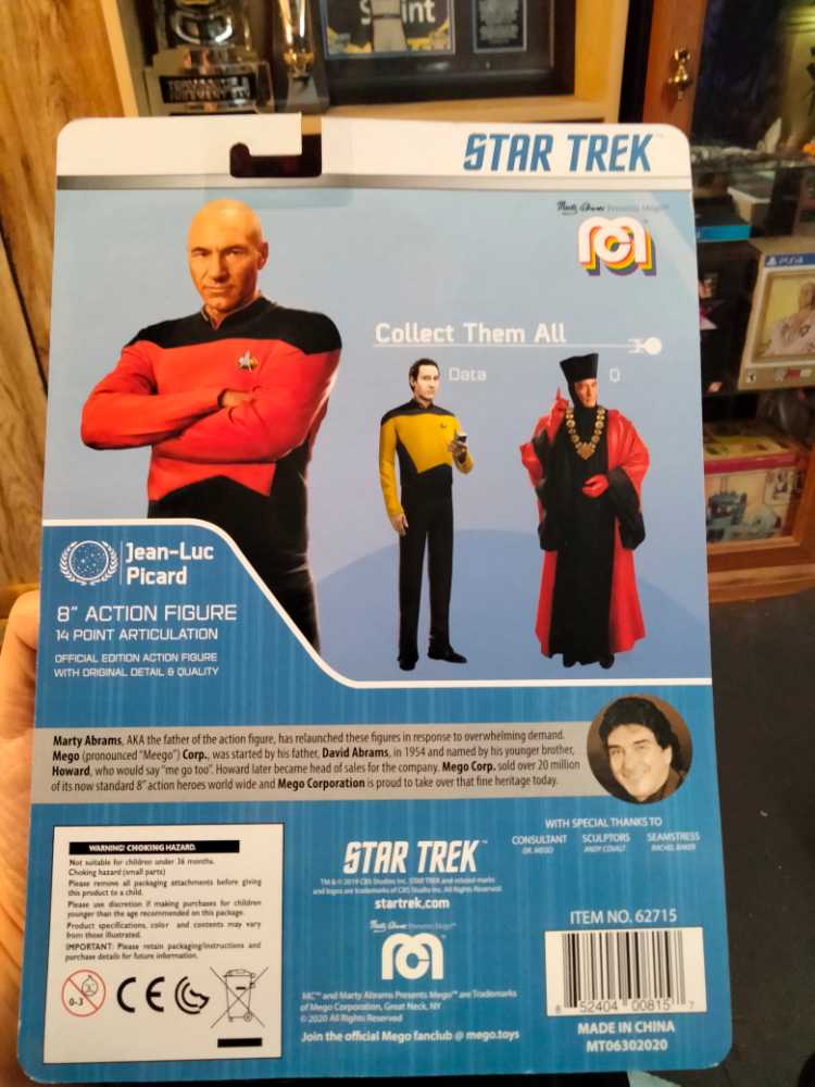 Star Trek Mego-Jean-Luc Picard - Mego (Star Trek - TNG) action figure collectible [Barcode 852404008157] - Main Image 3