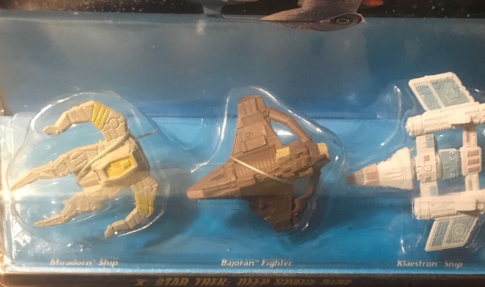 Micro Machine Star Trek  Deep Space Nine - Micro Machines (Star Trek DS9) action figure collectible [Barcode 047246661237] - Main Image 3