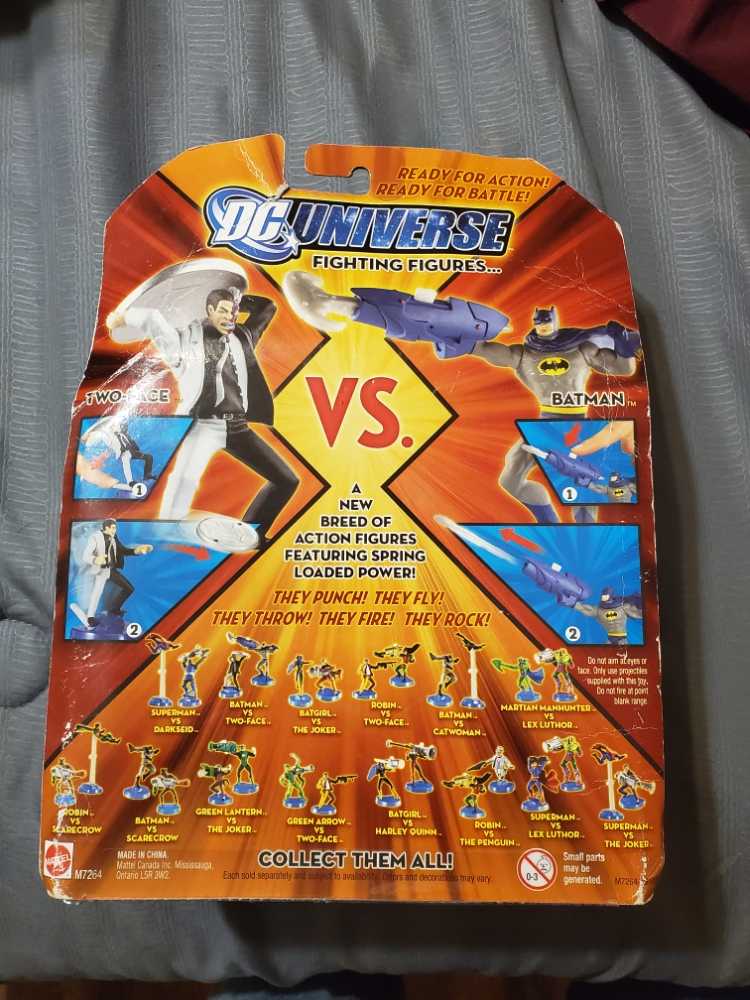 Two-Face VS Batman  - DC Mattel action figure collectible [Barcode 027084608649] - Main Image 2