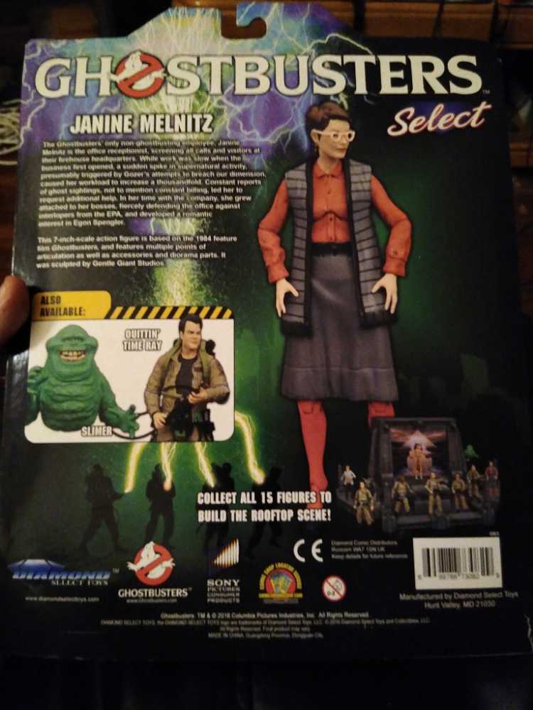 Janine Melnitz - Ghostbusters (Diamond Select) action figure collectible [Barcode 699788730829] - Main Image 2