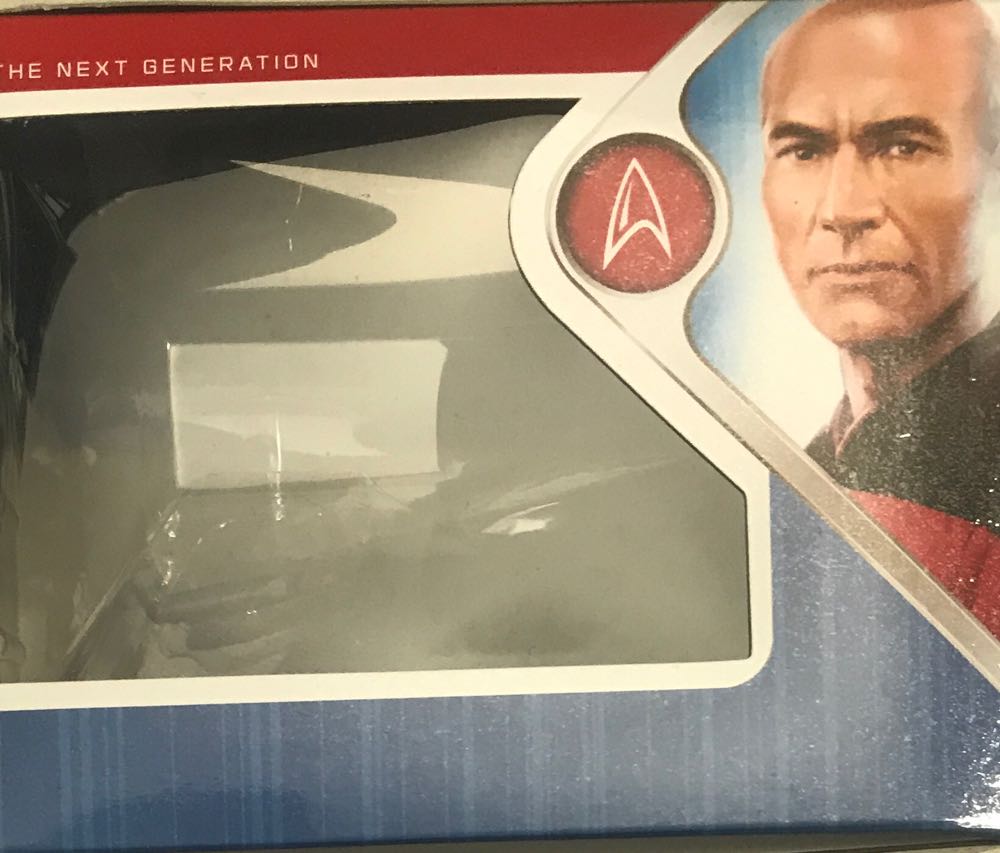 USS Enterprise NCC-1701-D - QMX Mini Masters (Star Trek TNG) action figure collectible [Barcode 812095024065] - Main Image 4