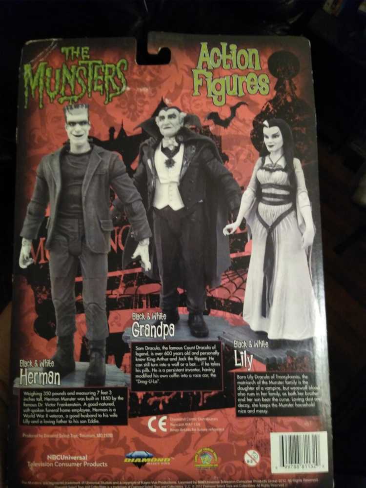Grandpa The Munsters Toys R Us Exclusive - Diamond Select Toys (The Munsters) action figure collectible [Barcode 699788811320] - Main Image 2