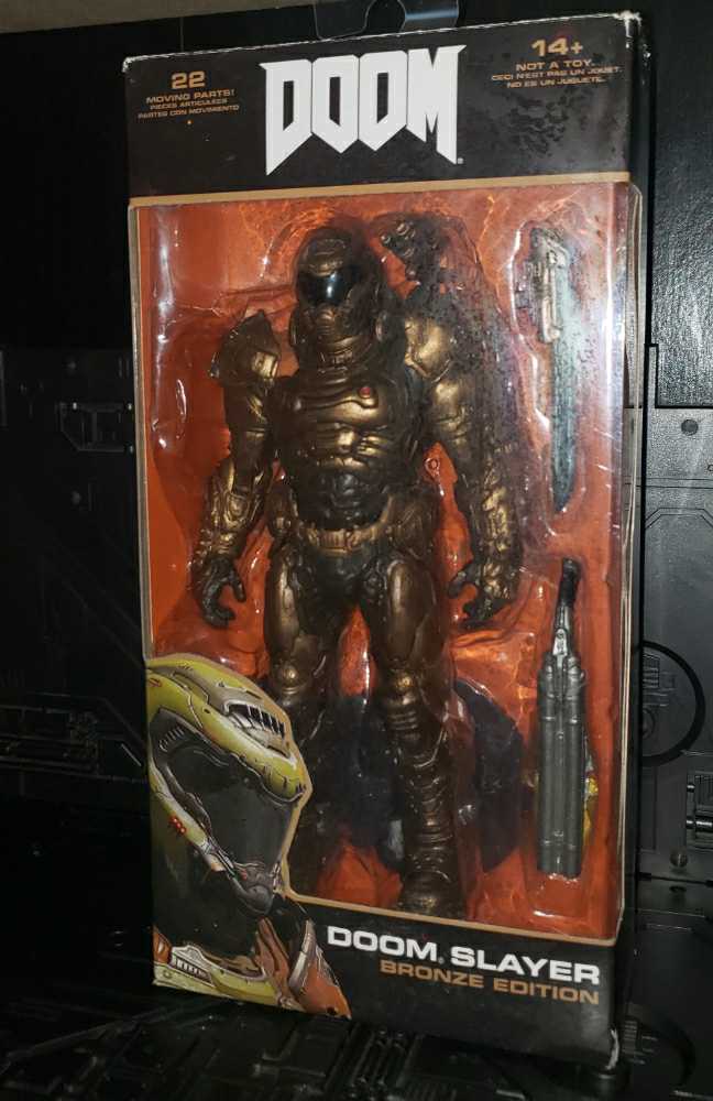 DOOM - Slayer (Bronze) - McFarlane Toys (McFarlane Games) action figure collectible [Barcode 787926111088] - Main Image 1