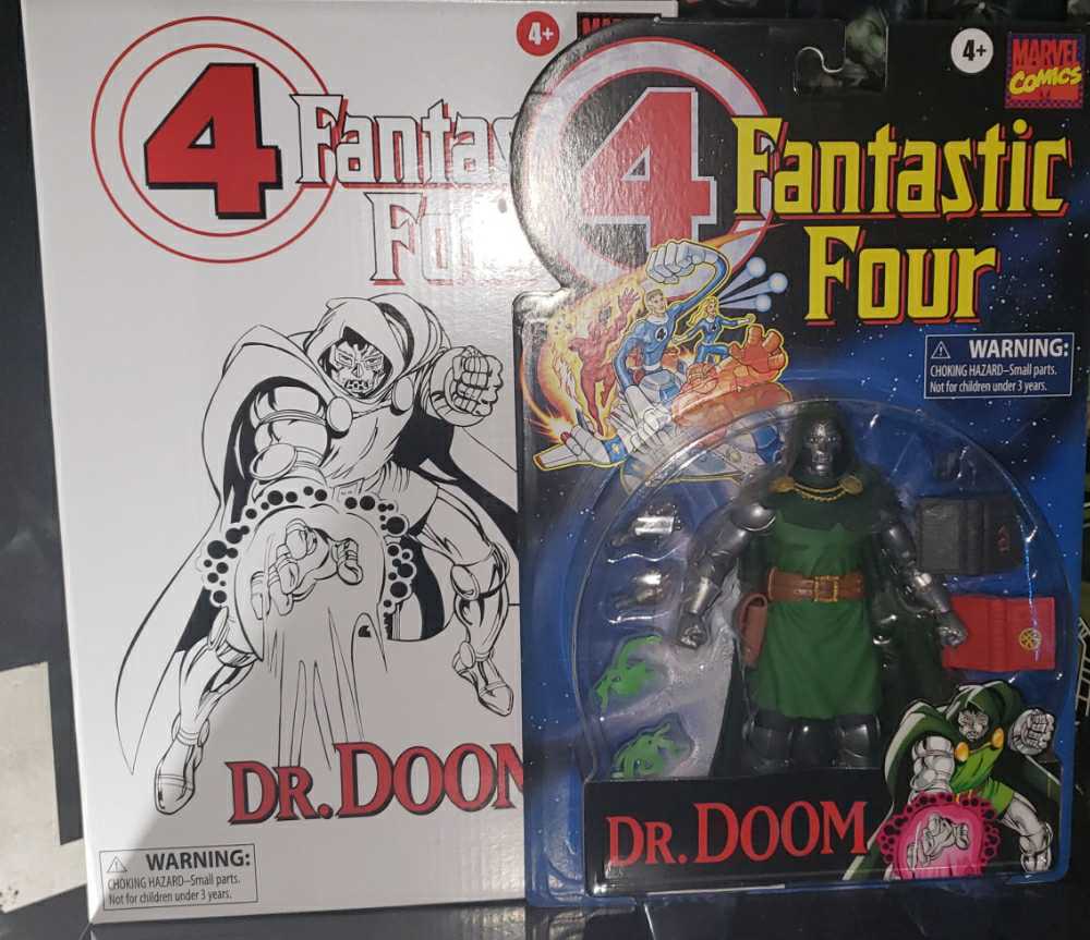 Marvel Legends Dr. Doom - Hasbro (Legends Series) action figure collectible [Barcode 5010993753307] - Main Image 2