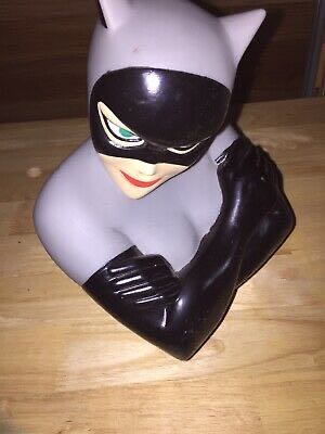 VB Catwoman 1999 DC Vinyl Bust Bank - Warner Brothers action figure collectible - Main Image 2