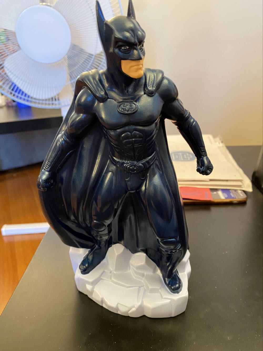 VB BATMAN & ROBIN MOVIE BATMAN SAVINGS BANK COIN BANK - Thinkway Toys (Batman & Robin Movie) action figure collectible - Main Image 3