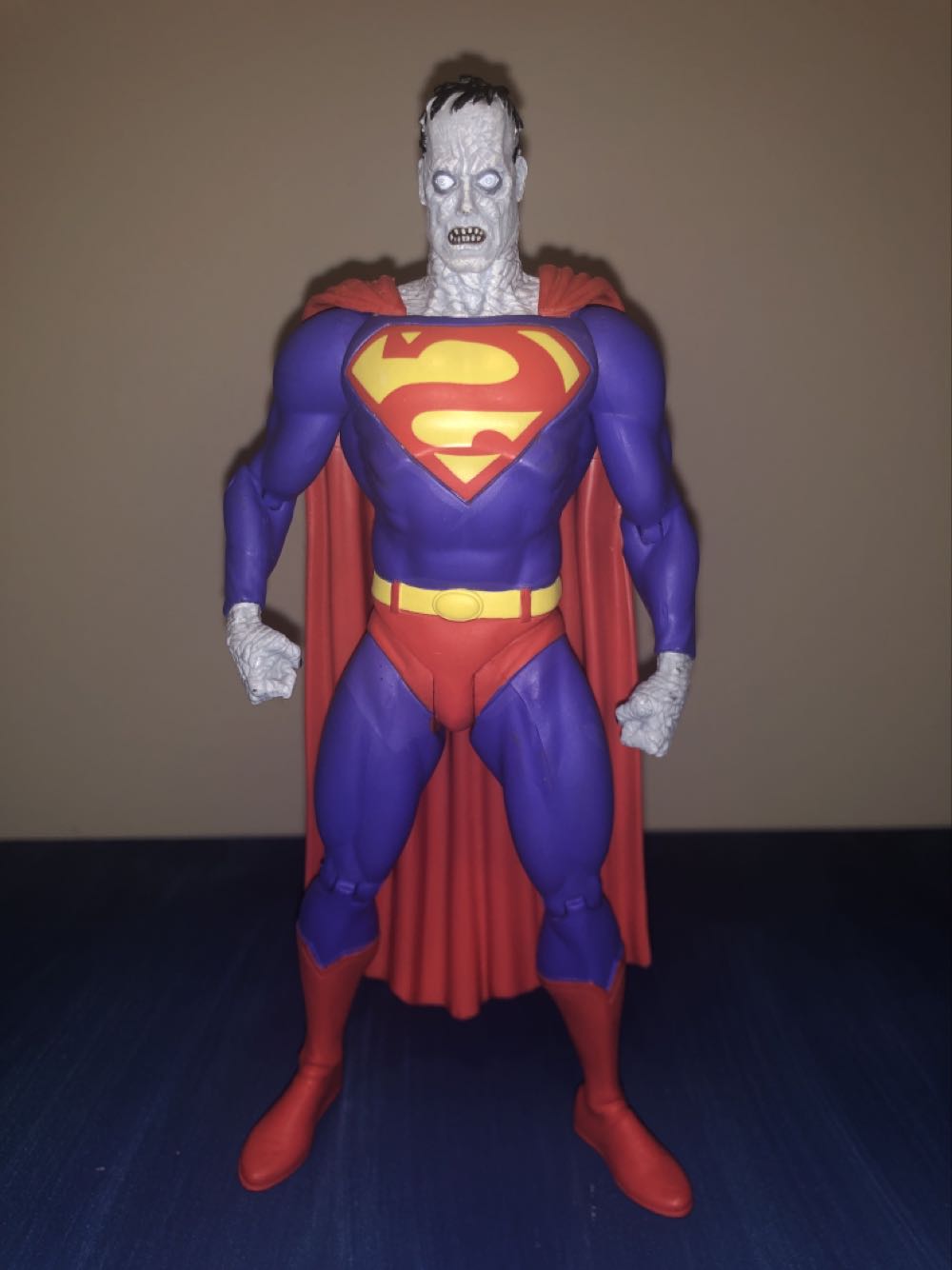 Alex Ross Bizarro - DC action figure collectible - Main Image 1