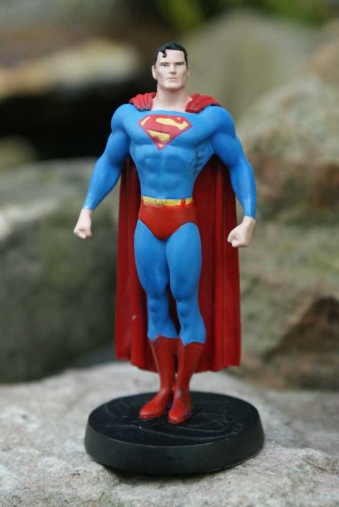 Eaglemoss DC Super Hero Collection Superman  - Eaglemoss Collections (DC Superhero Collection) action figure collectible [Barcode 9771754827502] - Main Image 2