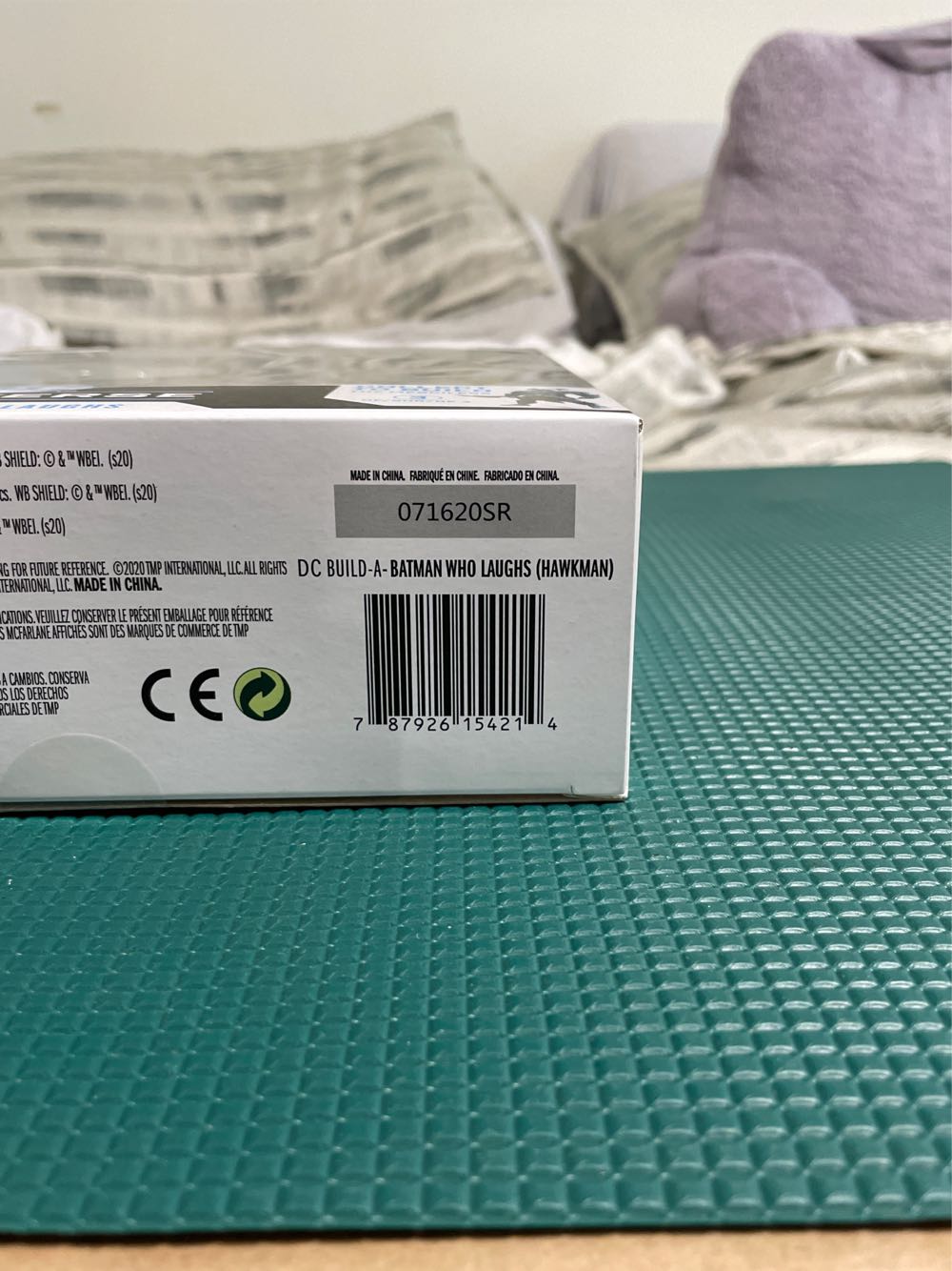 DC Multiverse #44. Batman Who Laughs (Sky Tyrant) - McFarlane Toys (DC Multiverse) action figure collectible [Barcode 787926154214] - Main Image 4