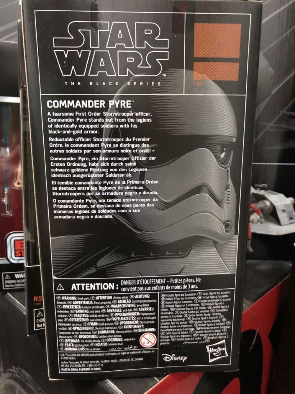 Commander Pyre - Hasbro (Star Wars Black 6”) (Star Wars - Black Series) action figure collectible [Barcode 5010993773138] - Main Image 2
