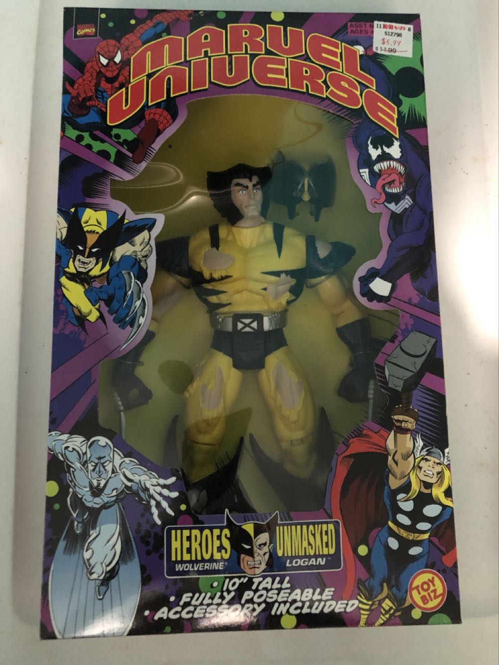 Wolverine - Toy Biz action figure collectible [Barcode 035112489467] - Main Image 1