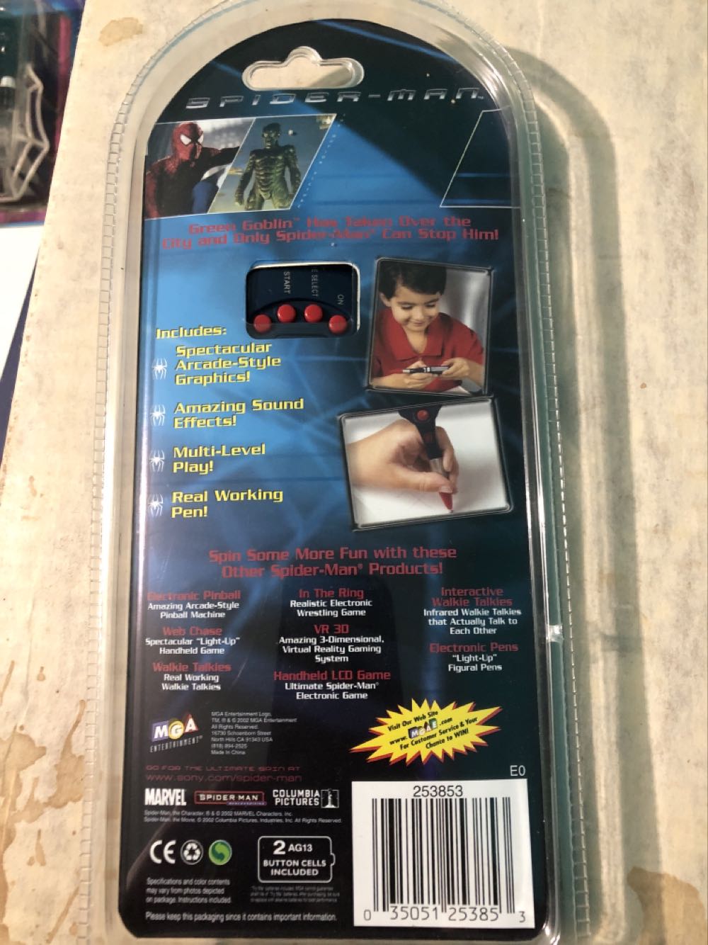 Spider-Man - MGA Entertainment action figure collectible [Barcode 035051253853] - Main Image 2