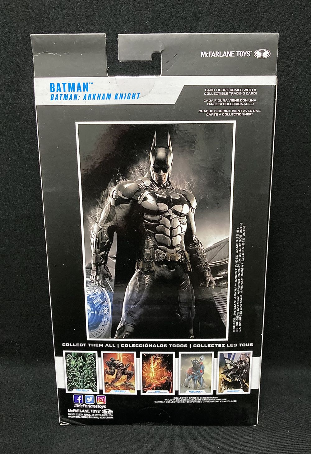 DC Multiverse Batman (Arkham Knight - Gold) - McFarlane Toys DC (McFarlane DC Platinum Series) action figure collectible [Barcode 787926153415] - Main Image 2