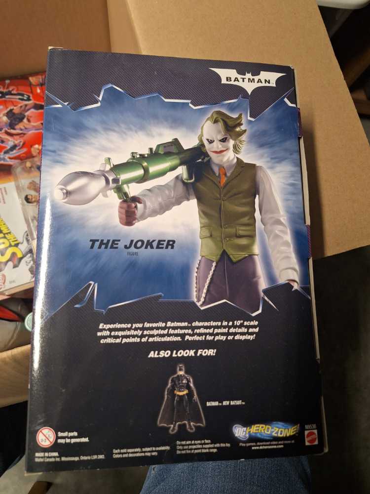 Batman The Dark Knight Joker - DC Mattel (Batman - The Dark Knight) action figure collectible [Barcode 027084715330] - Main Image 2