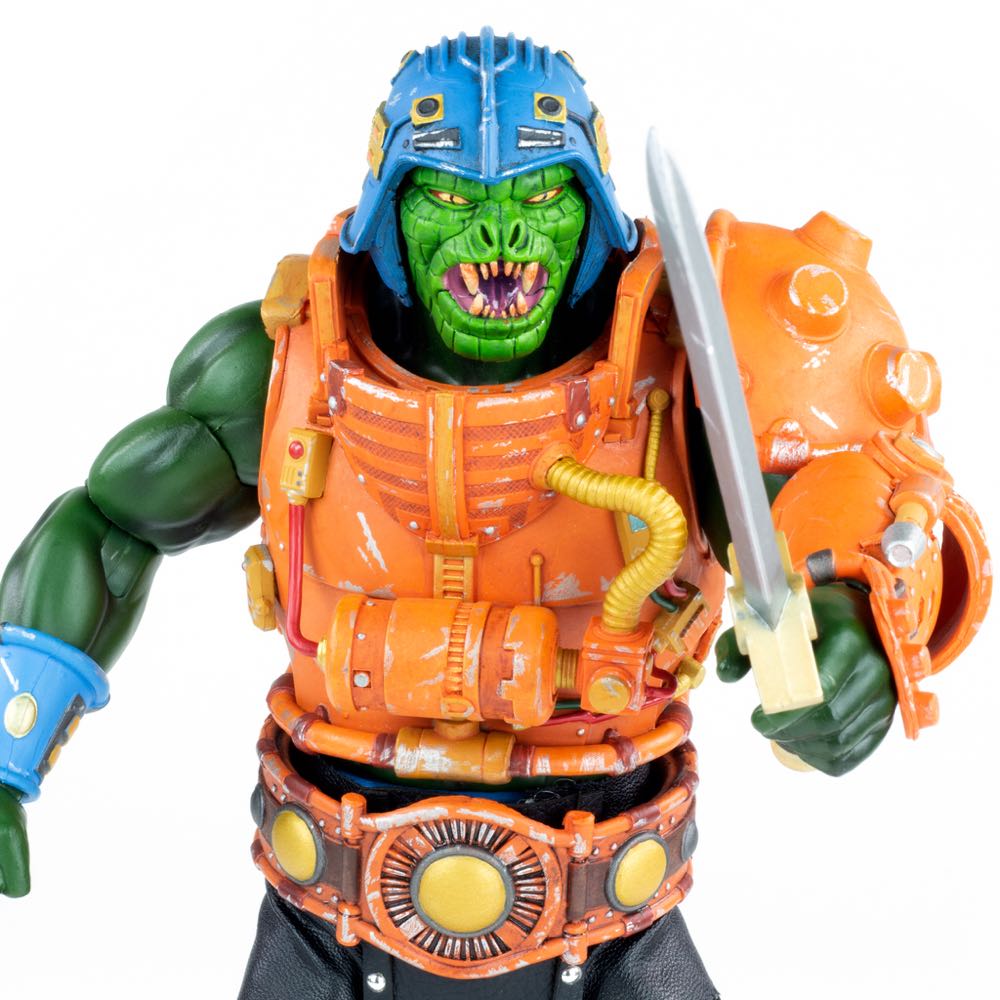 Man At Arms - Mondo (Masters Of The Universe) action figure collectible [Barcode 810041482730] - Main Image 3