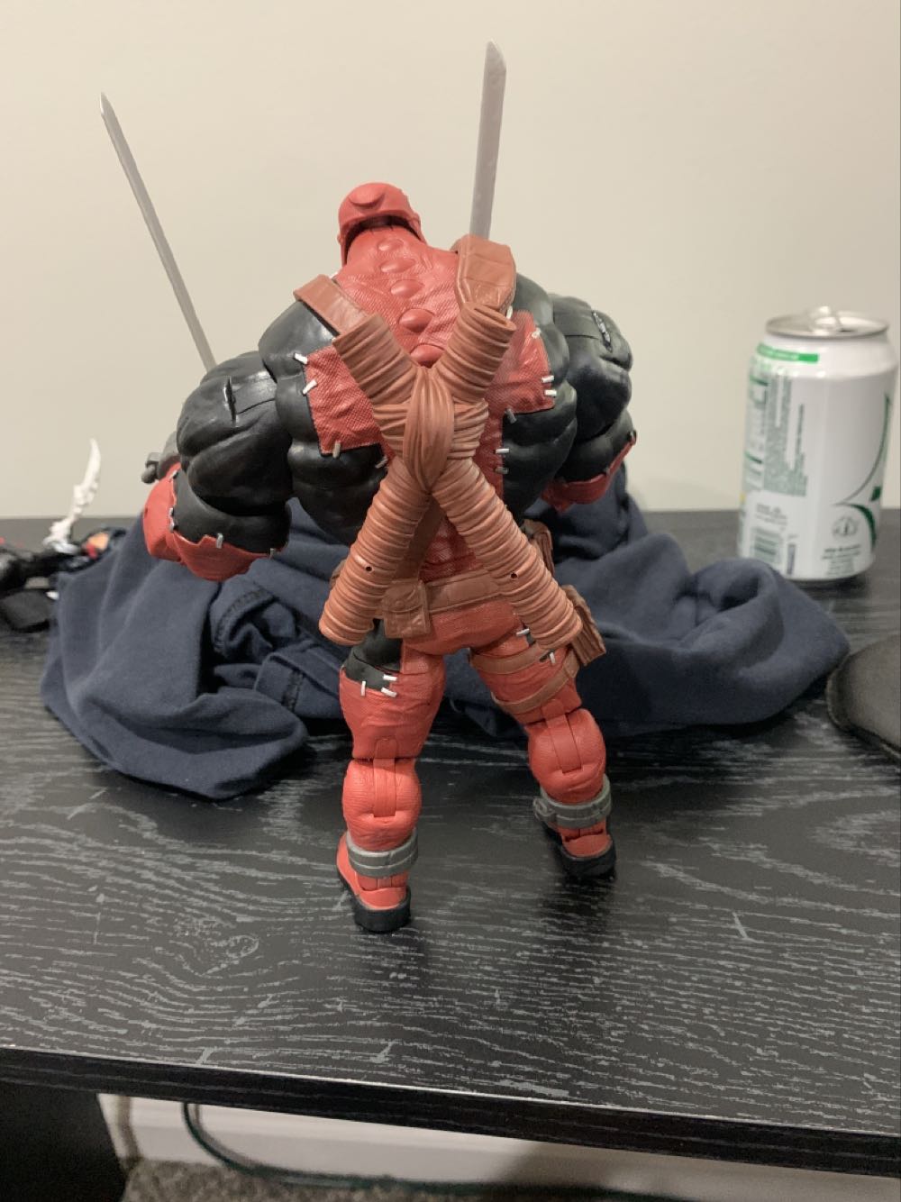 Venompool - Hasbro (Venompool) action figure collectible - Main Image 2