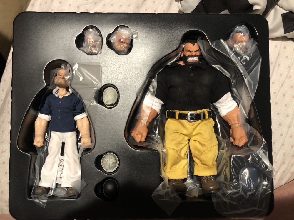 Mezco One:12 Collective: Popeye The Sailor Man - Popeye & Bluto Stormy Seas Ahead (Deluxe Box Set) - Mezco (One:12 Collective) action figure collectible [Barcode 696198764710] - Main Image 2