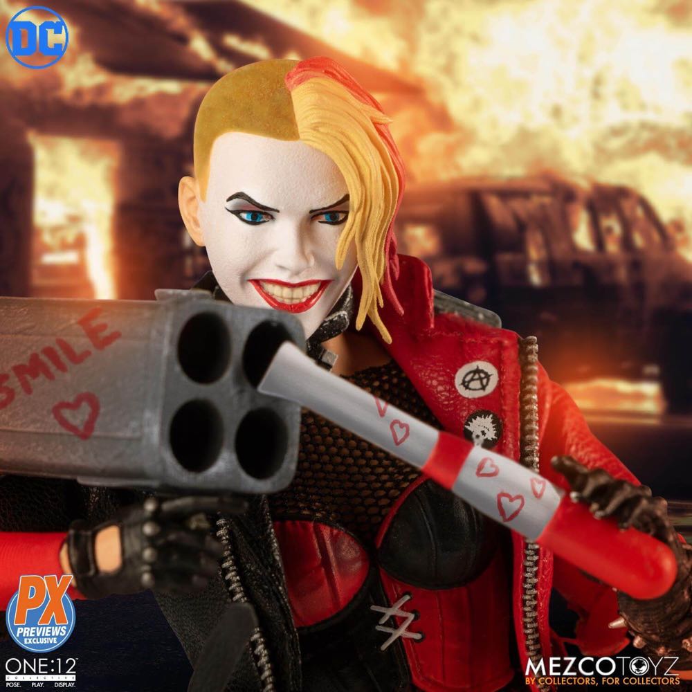 Mezco One:12 Harley Quinn Playing For Keeps - Mezco Toys action figure collectible [Barcode 696198764123] - Main Image 3