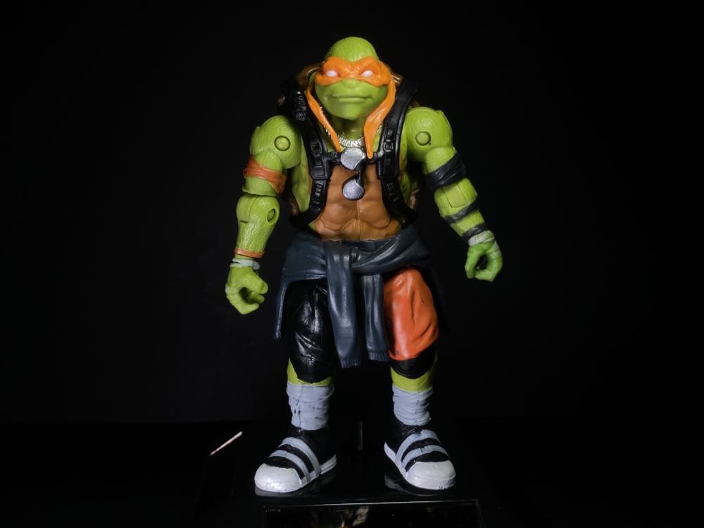 Michelangelo - Playmates Toys (TMNT Out of The Shadows) action figure collectible [Barcode 8056379001515] - Main Image 4