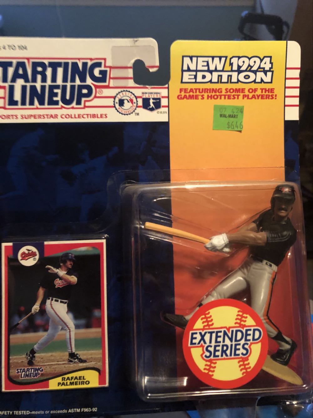 Rafael Palmeiro - Kenner (Starting Lineup Baseball) action figure collectible [Barcode 076281685687] - Main Image 4