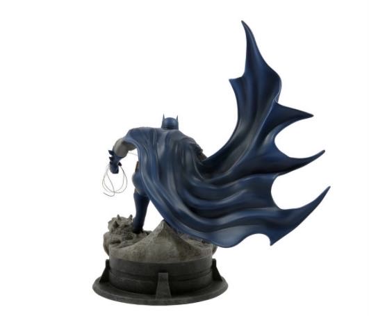 Batman Dark Knight Returns Jim Lee Statue  action figure collectible [Barcode 680168887165] - Main Image 4