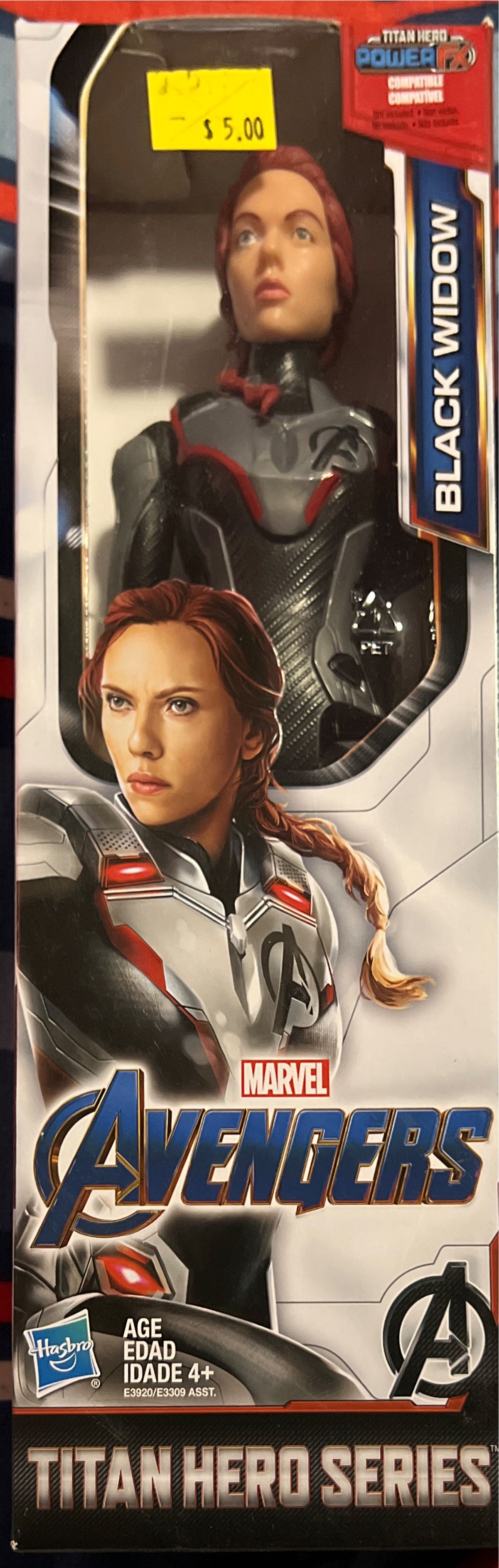 Black Widow - Hasbro (Action Figure) action figure collectible [Barcode 630509752577] - Main Image 3