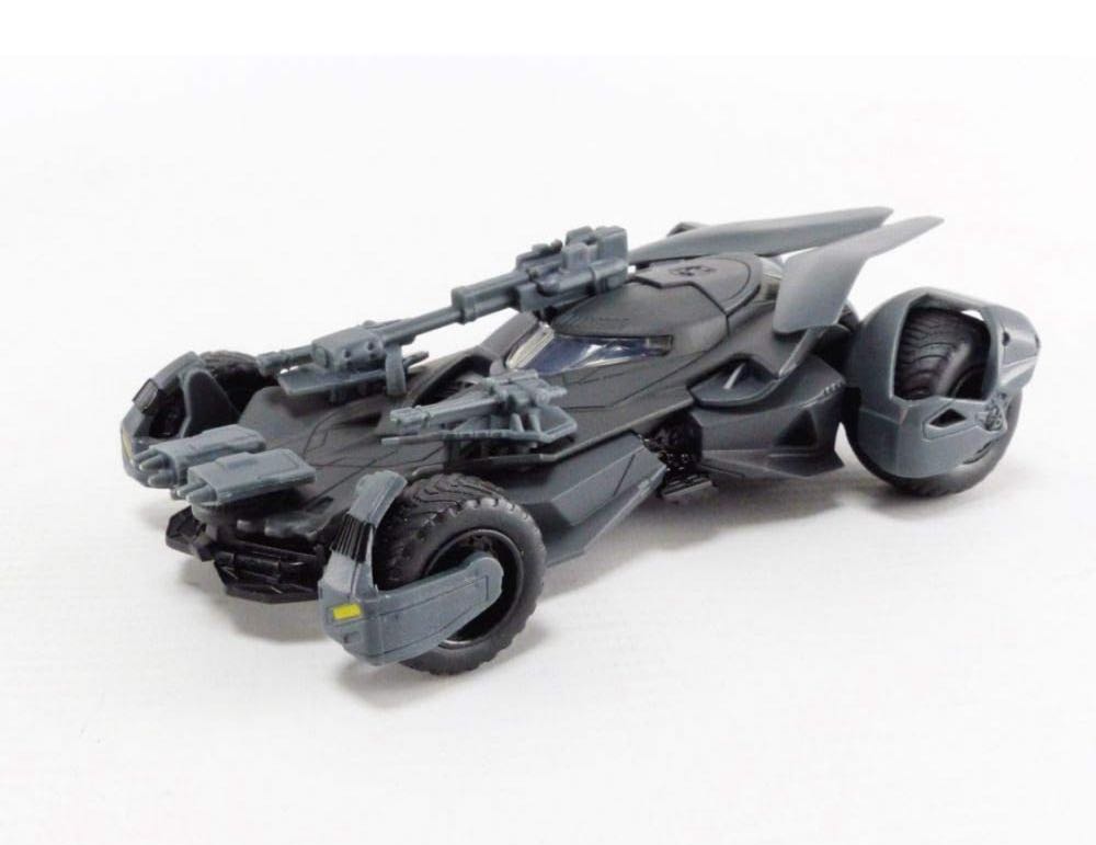 Die-Cast : Justice League Batmobile & Batman - Jada Toys (Justice League) action figure collectible [Barcode 801310317068] - Main Image 4