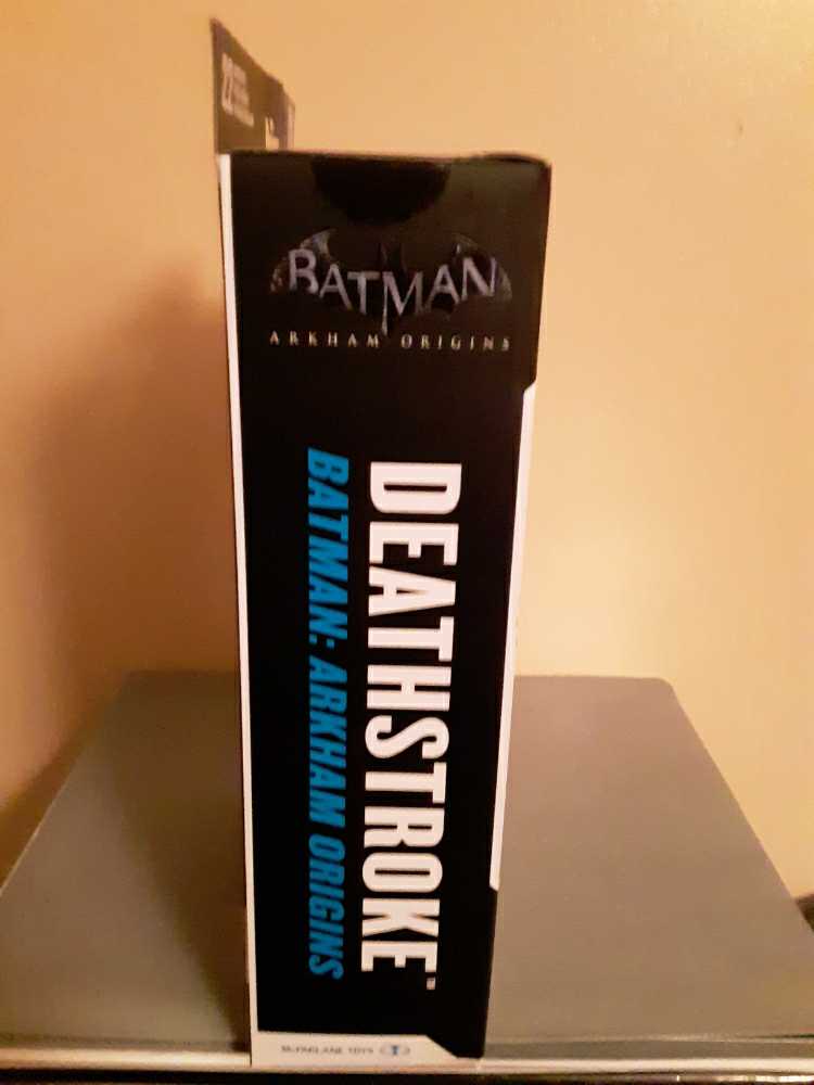 Deathstroke - McFarlane Toys (Batman:Arkham Origins) action figure collectible [Barcode 787926153422] - Main Image 4