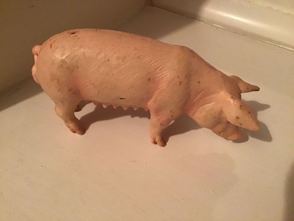 Female Pig - Schleich action figure collectible - Main Image 1