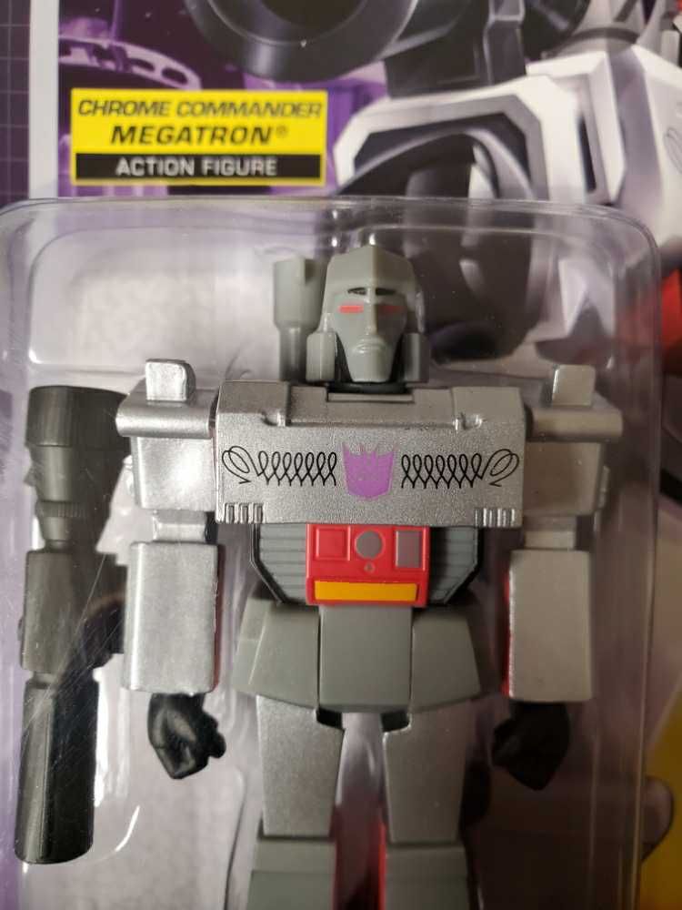 ReAction : The Transformers - Megatron (Chrome Commander) - Super 7 (Transformers Reaction Figures) action figure collectible [Barcode 840049810181] - Main Image 3