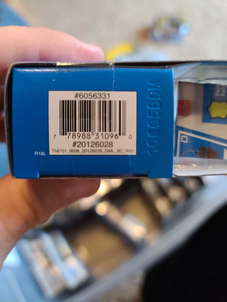 Aquaman - Spin Master (DC Heroes Unite) action figure collectible [Barcode 778988310960] - Main Image 2