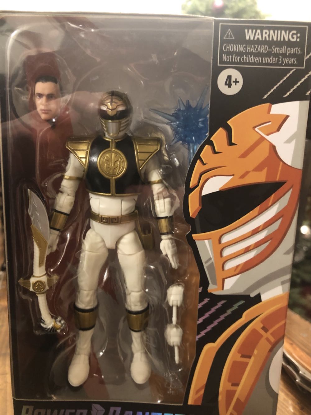 Mighty Morphin White Ranger (Spectrum Series) - Hasbro (Mighty Morphin Power Rangers) action figure collectible [Barcode 195166104737] - Main Image 2